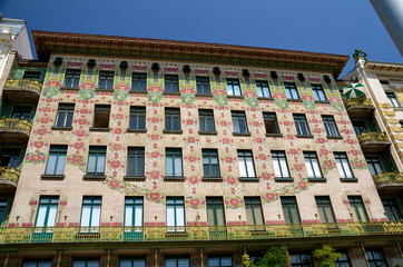 Fototapeta premium Jugendstil Facade in Vienna, Austria