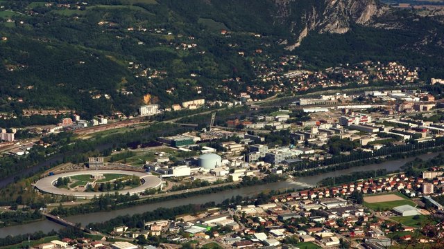Time-lapse sur la presqu'&icirc;le technologique de Grenoble