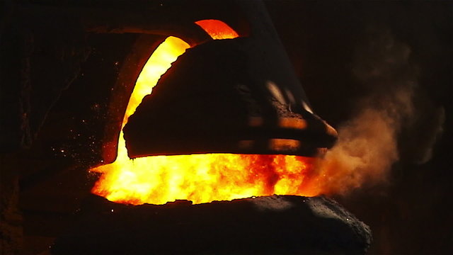 Purging metal in BOF