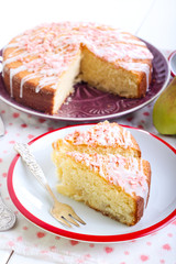 Caramelized pear sponge cake