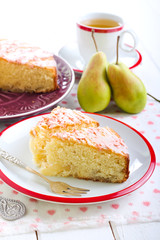 Caramelized pear sponge cake