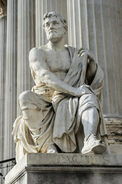 Griechische Figur Tacitus