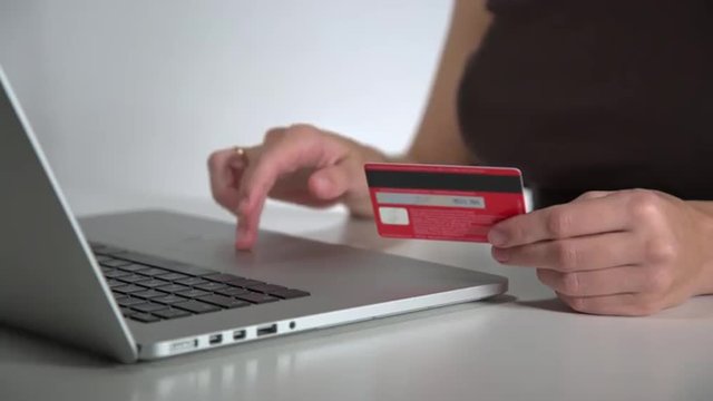 pay with credit card online on laptop