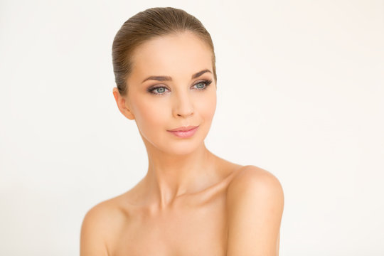 Glamour portrait of beautiful woman model with fresh daily makeup