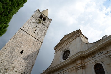 Kirchturm in Bale, Istrien, Kroatien