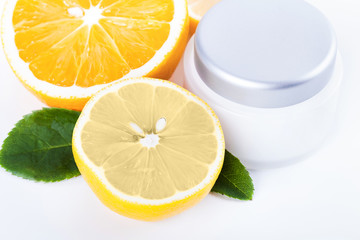 Beauty facial cream with vitamin C