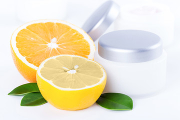 Beauty facial cream with vitamin C