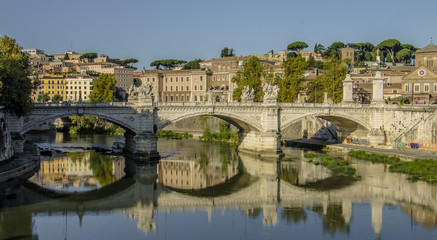 Fototapeta na wymiar Ponte Vittorio Emanuele
