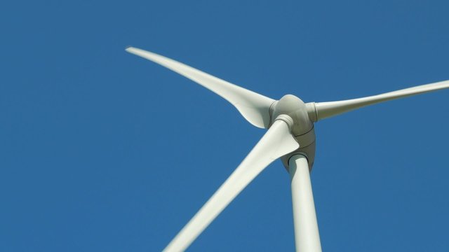 rotating propeller wind power