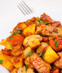 meat with mushrooms and vegetables