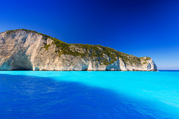 Obraz premium Blue lagoon of Navagio Beach on Zakynthos island, Greece