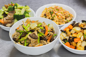 Fried pork with black pepper