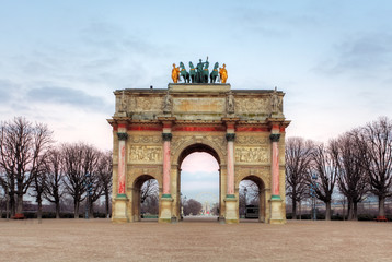 Fototapeta na wymiar Triumphal Arch (Arc de Triomphe du Carrousel) at Tuileries.Paris
