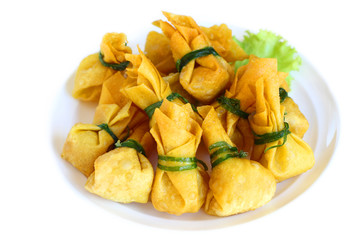 Fried dumplings is vegetarian food.