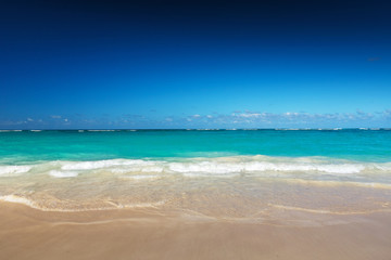 Fototapeta na wymiar Clear tropical Sea, Sand and Sky, Macao beach, Punta Cana, Dominican republic