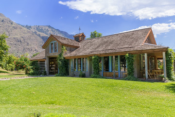 Fototapeta na wymiar Dreamy rural house