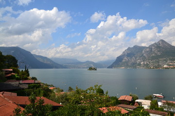 Lago d’Iseo ed isola di Loreto – visto da Carzano, Monte Isola