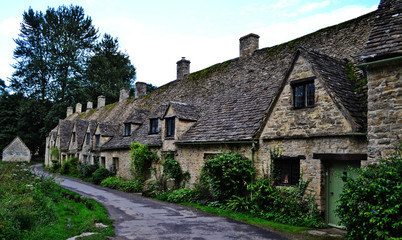 Fototapeta na wymiar : The famous Arlington Row stone cottages, in the village of Bibury, United Kingdom