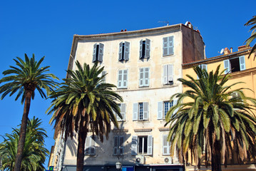 Fototapeta na wymiar Korsika Wohnhaus 