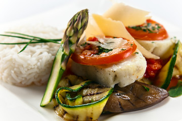  baked halibut with vegetables