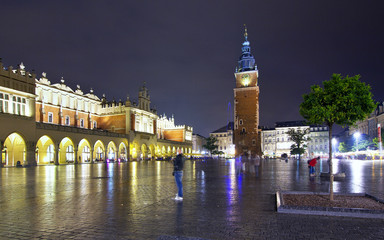 Kraków rynek starego miasta nocą - obrazy, fototapety, plakaty