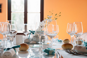 casa tavola apparecchiata
