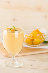 mango smoothie