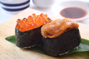 うに　いくら　寿司