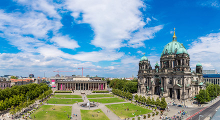 View of Berlin Cathedral © Sergii Figurnyi