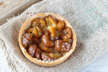 Mirabelle plums pie