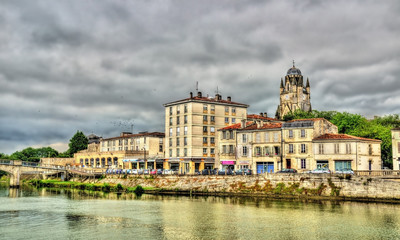 Fototapeta na wymiar Saintes, a town on the banks of the Charente River - France