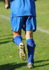 Fototapeta premium l’échauffement pour le joueur de football