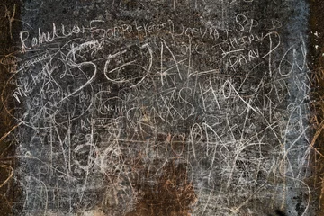 Papier Peint photo autocollant Travaux détablissement Graffiti sur le mur du fort de Kumbhalgarh, Inde