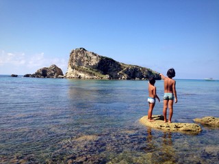 dallo scoglio all'isola