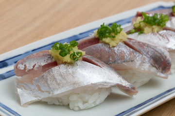 アジのにぎり寿し