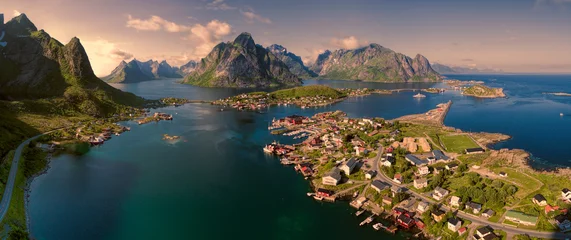 Crédence de cuisine en verre imprimé Reinefjorden Aerial Lofoten panorama