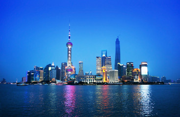 Obraz na płótnie Canvas Shanghai at night, China