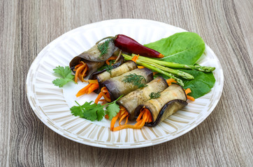 Eggplant rolls with carrot