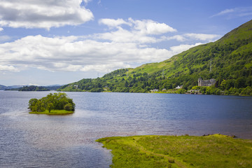 Fototapeta na wymiar Hilly landscape scotland