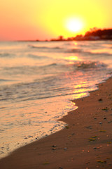Fototapeta na wymiar Sunset on the seashore