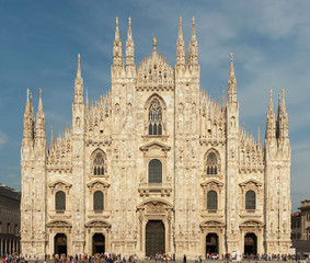 Fototapeta na wymiar Il Duomo – Milano