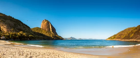 Fotobehang Vermelha Beach en Sugar Loaf-panorama, late namiddag, Urca-buurt, Rio de Janeiro, Brazilië © mandritoiu