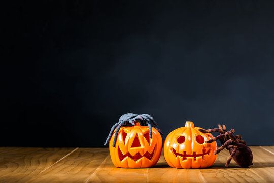 Halloween pumpkins with spiders