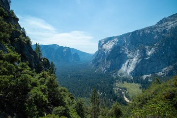 Fototapeta na wymiar Yosemite Valley at Yosemite National Park landscape view summer vacation