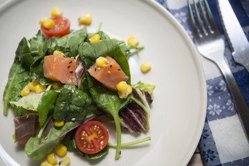 Mediterranean-style pasta salad with salmon