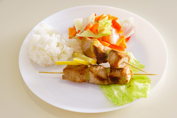 chicken kebab with rice