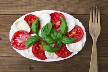 goat cheese with basil and tomato