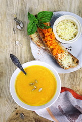 Carrot soup with  bread topped
