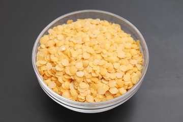 gelbe Linsen