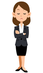 スーツを着た女性が腕組みをして考える